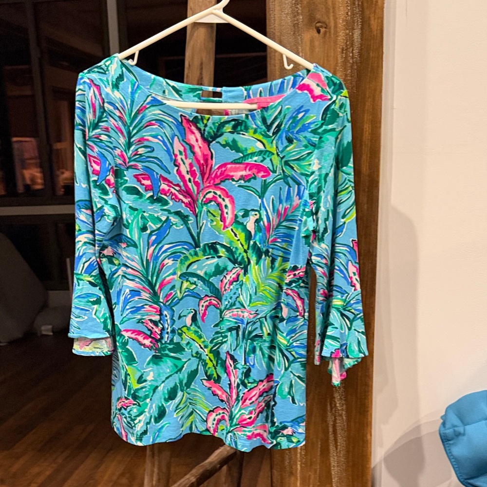 Lilly Pulitzer Blue and Pink Leaf Print Top